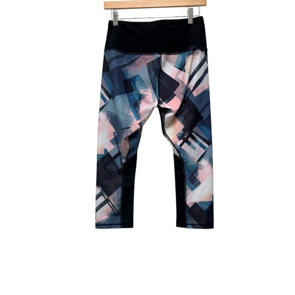 Lucy Women’s Medium Capri Om Leggings Mid-Rise Multi Geo Print Elastic Waistband - Picture 5 of 7